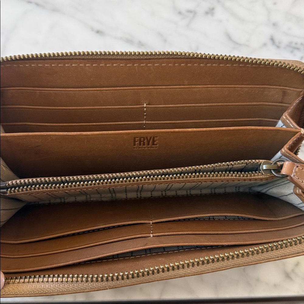 Frye Melissa Zip around wallet light in light tan leather. 8x4” - Picture 3 of 3